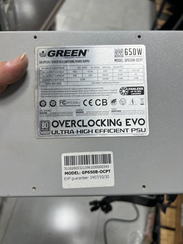 پاور گرین 650 وات فول ماژولار مدل GP650B-OCPT به همراه پک کامل کابل